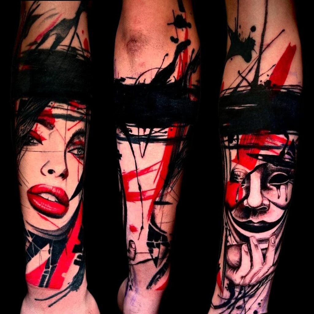 Tatuaggio di Lenny Fastidio, volti femminili in rosso e nero, tre lavori