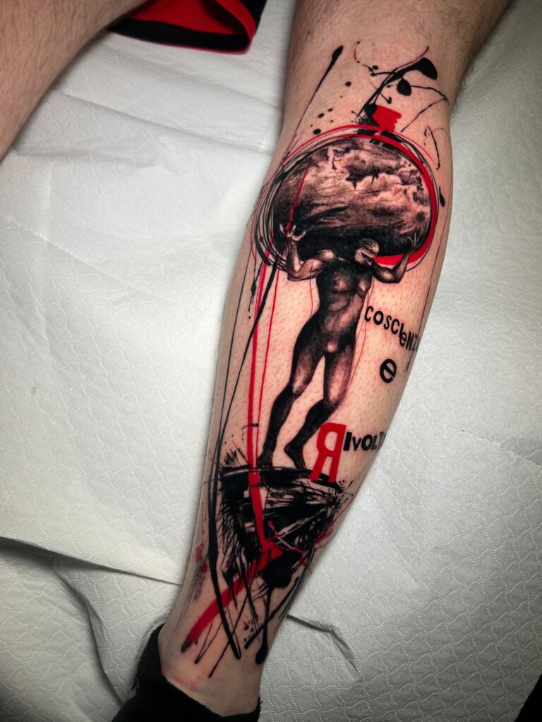 Tatuaggio di Lenny Fastidio, fungo atomico e figura sulla gamba